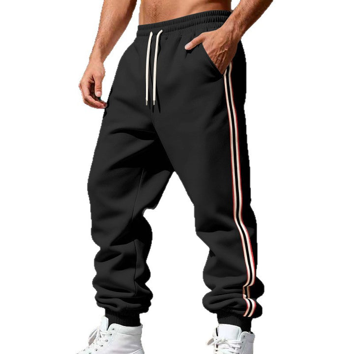 Herren Urbaner Slim-Jogger aus French Terry mit Seitenstreifen und gerippten Bündchen – Sorevano
