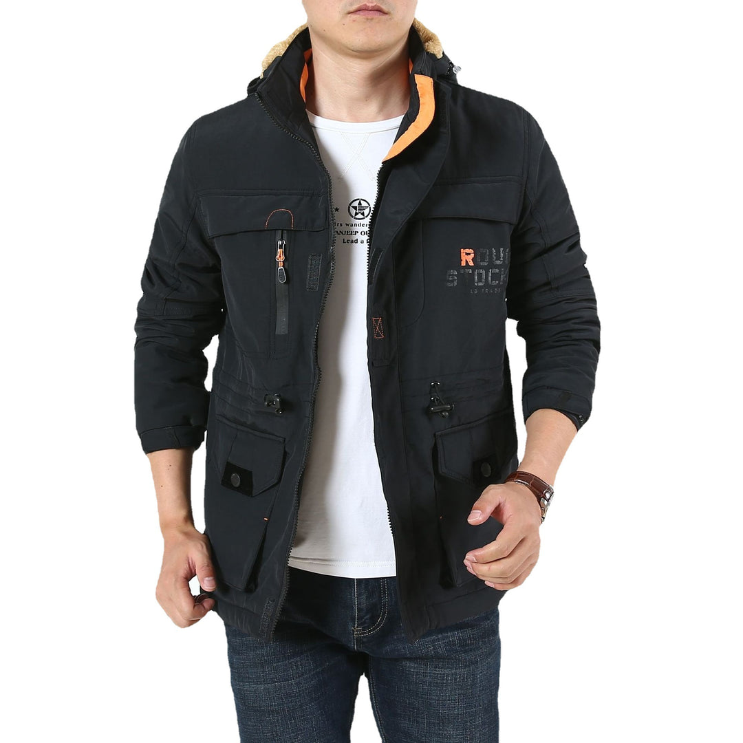 Herren Fieldjacke im Urban-Utility-Stil mit Mehrfachtaschen und hochschließendem Kragen Echoarchiv