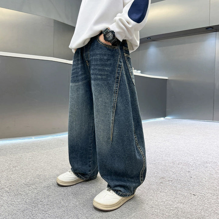 Unisex weite Denim Hose mit kreativen Gestaltungselementen Echo Archiv