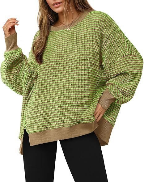 Damen Gestreifter Oversize-Sweater mit Rundhalsausschnitt und Seitenschlitzen Echo Archiv