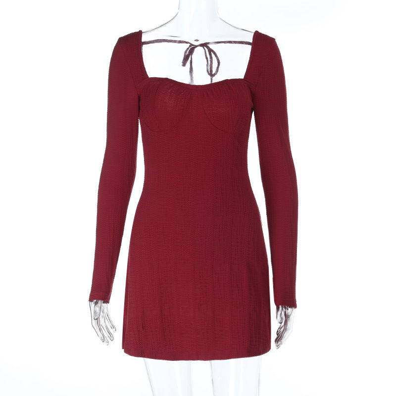Damen tailliertes Strick‑Minikleid mit eckigem Dekolleté, Unterbrustnähten und Rückentiedetail – Avérine