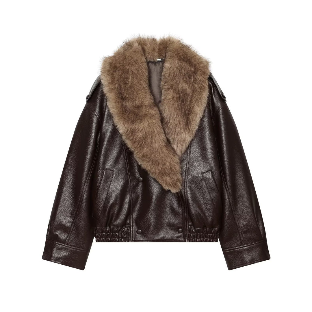 Damen Kurz geschnittene Biker-Lederjacke mit voluminösem Kunstpelz-Schalkragen Echo Archiv