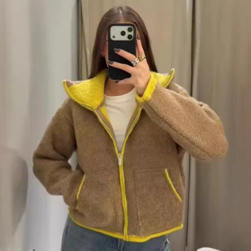 Damen nan kurze Fleecejacke mit hohem Stehkragen, durchgehendem Reißverschluss und aufgesetzten Taschen Echo Archiv