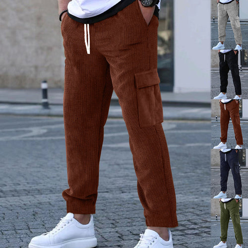 Herren nan Cordhose im Joggerstil mit elastischem Tunnelzugbund, aufgesetzten Cargo-Klappentaschen und schmal zulaufendem Bein Echo Archiv