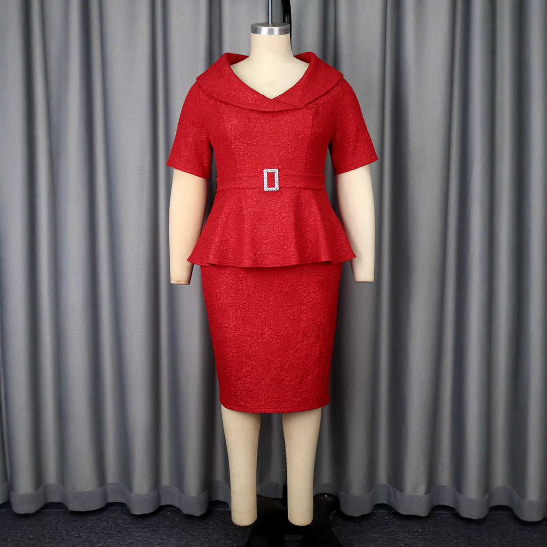 Damen figurbetontes Peplum-Kleid mit Raffinierter Taillierung Echo Archiv