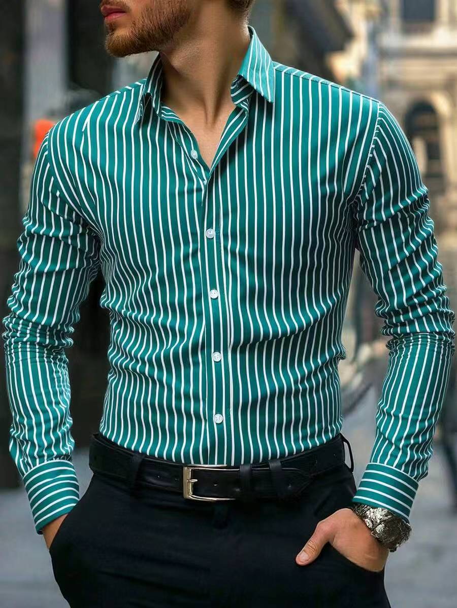 Herren Slim-Fit Hemd mit vertikalem Streifenmuster Echoarchiv