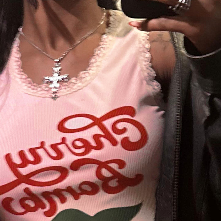 Damen lässiges Crop-Top mit charmantem Spitzenrand und fröhlichem Print Echo Archiv