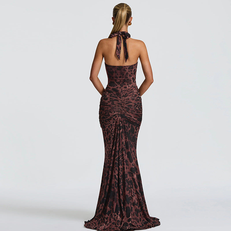 Damen Elegantes Maxikleid mit tiefem V-Ausschnitt und Raffungen Echo Archiv