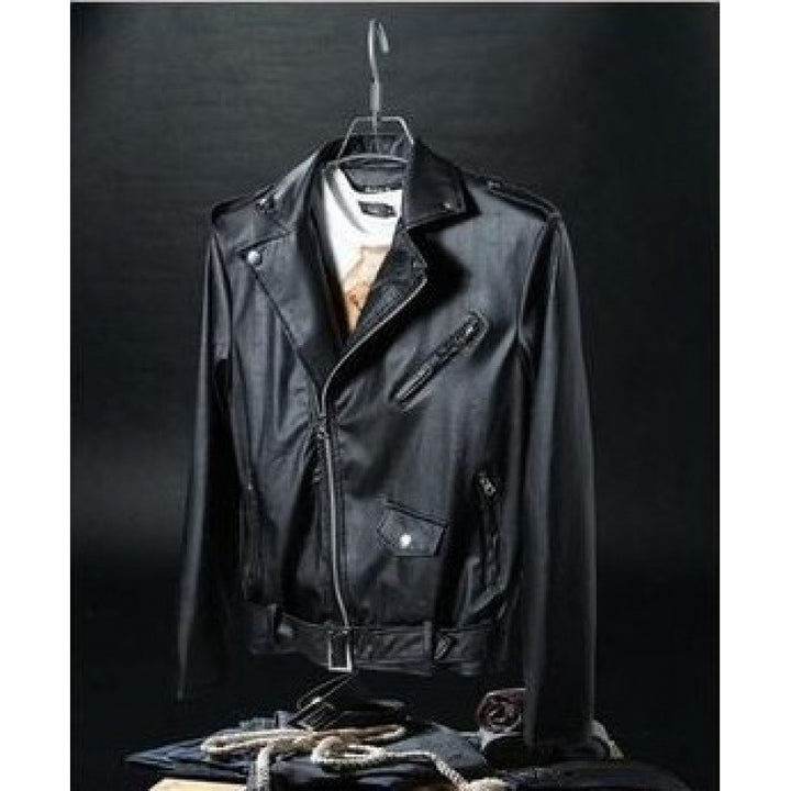 Herren Biker-Lederjacke mit asymmetrischem Reißverschluss und praktischen Ziertaschen Echoarchiv