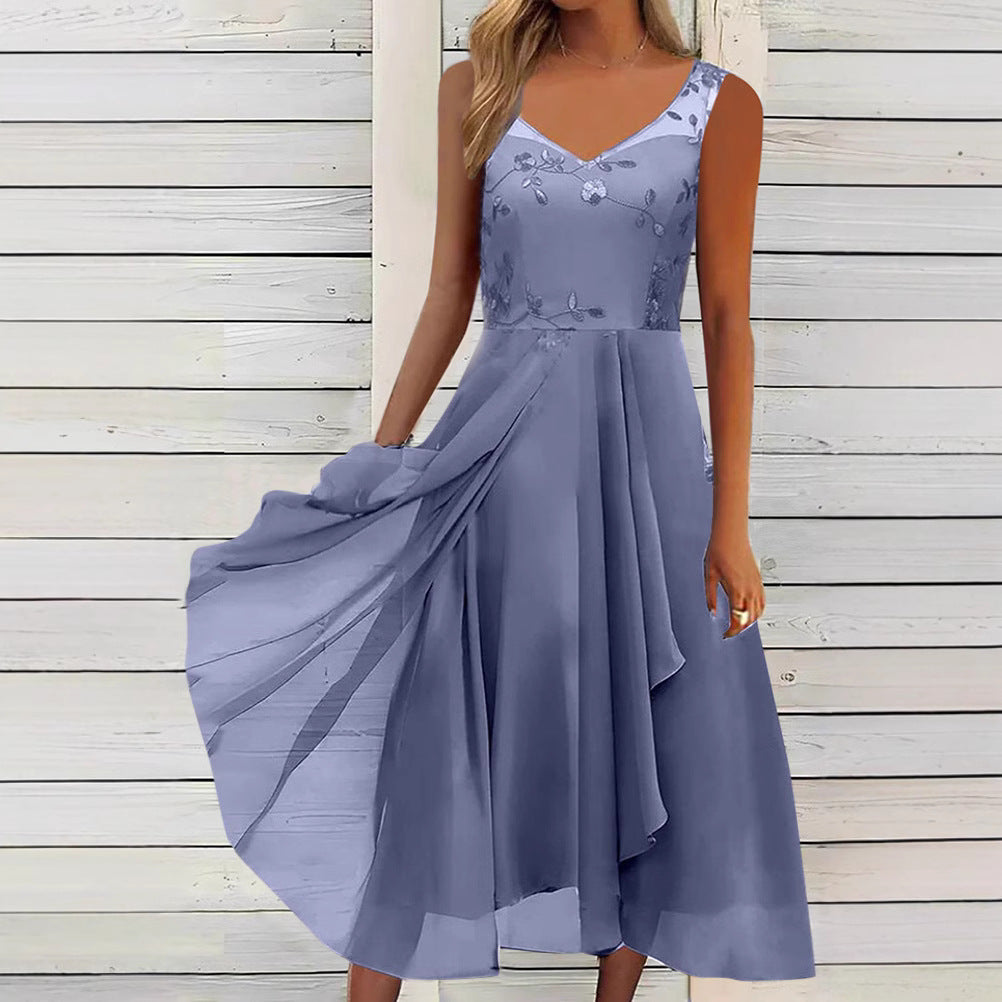 Damen nan A-Linien-Chiffonkleid mit floralem Stickoberteil, V-Ausschnitt, drapiertem Godet-Schwung und verdeckten Seitentaschen Echo Archiv