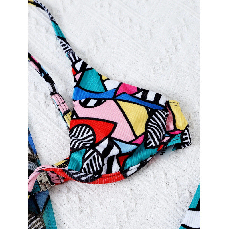 Damen Bikini-Set mit modischem Wickelrock und buntem Grafikdruck Echo Archiv