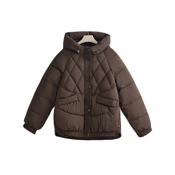 Damen gesteppte Kapuzen-Kurzjacke mit Karree-Steppung, geripptem Saum und verdeckter Druckknopfleiste – Célinea