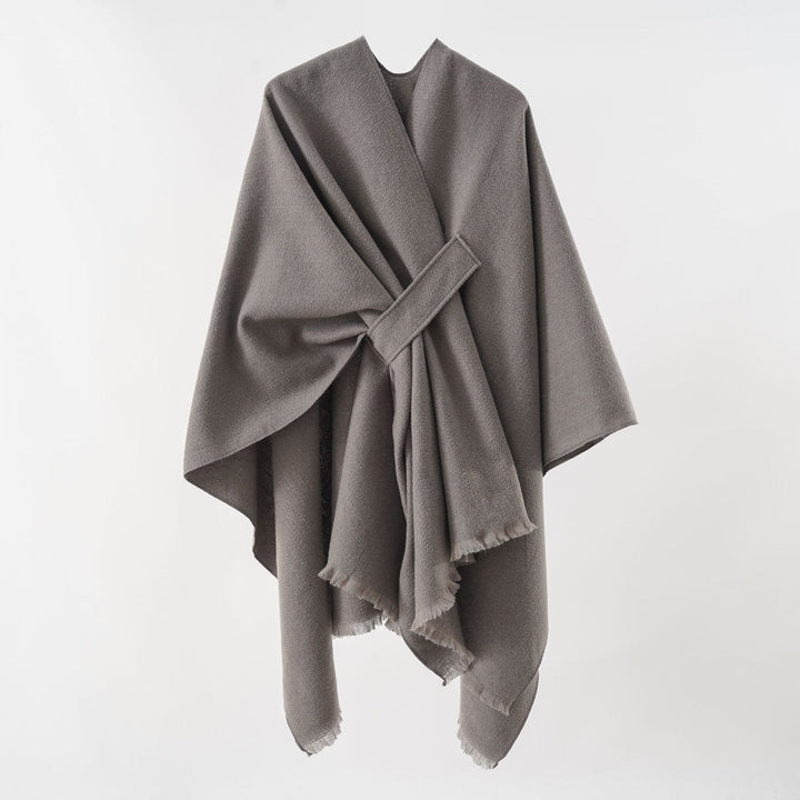 Damen Strickponcho mit geometrischem Blockmuster und Fransen Echo Archiv