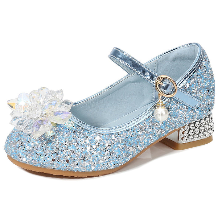 Mädchen Ballerinas mit funkelnden Kristallblüten und Glitzer Echo Archiv