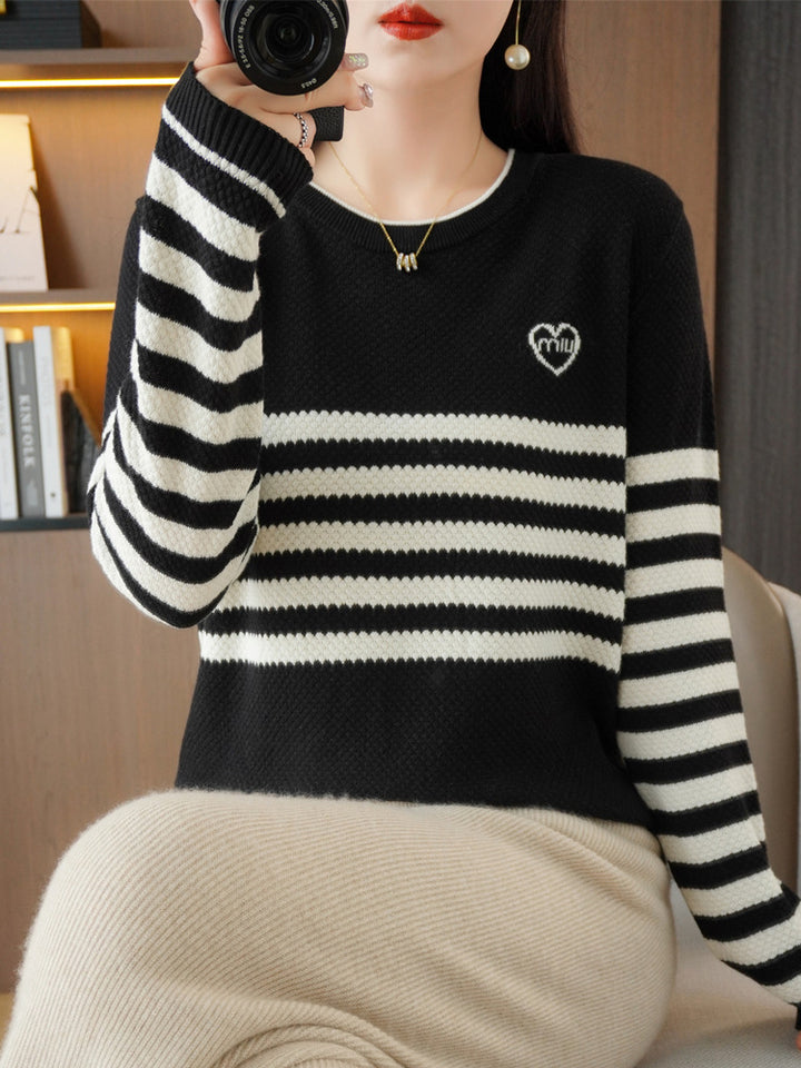 Damen Oversize-Strickpullover mit Wabenstruktur, kontrastierenden Streifen und dezentem Herzlogo Echoarchiv