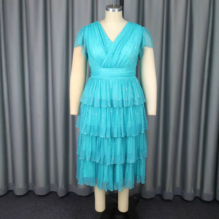 Damen Festliches Kleid mit schimmernden Rüschenschichten Echo Archiv