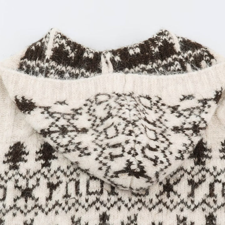 Damen Grobgestrickte Kapuzen‑Strickjacke mit Hornknöpfen und Norwegermuster Echoarchiv
