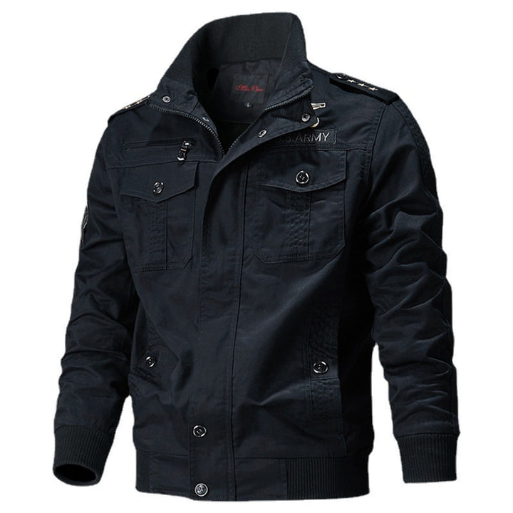 Herren Canvas-Pilotblouson mit Schulterpaspeln, Reißverschlussleiste und Utility-Pattentaschen Echoarchiv
