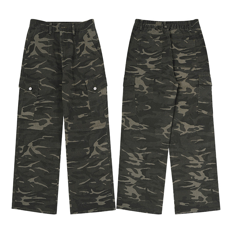 Herren Cargohose im weiten Baggy‑Cut mit Camouflage‑Print, Knieabnähern und Pattentaschen Echo Archiv