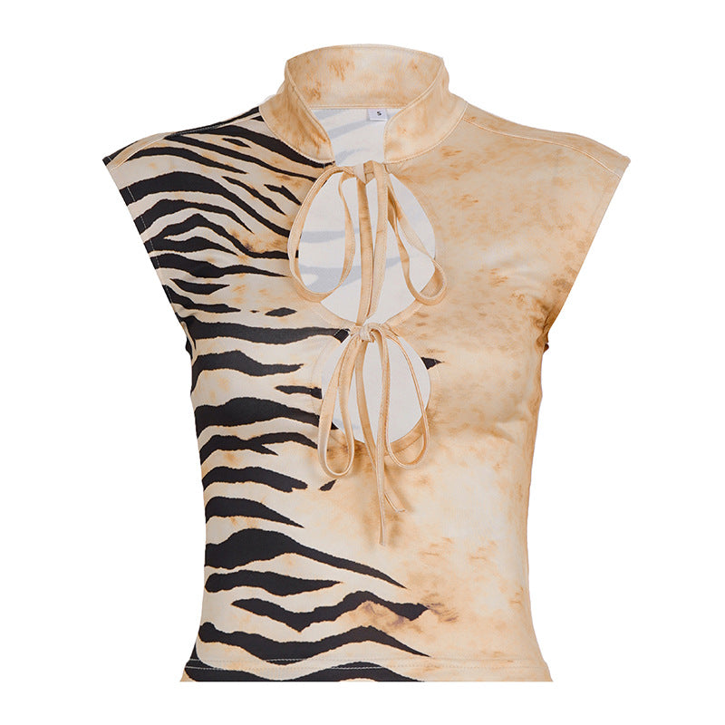 Damen modisches Oberteil mit aufregendem Tigerprint und dekorativen Schnürdetails Echo Archiv