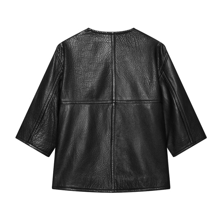 Damen Kurzarm-Lederimitatjacke mit Rundhalsausschnitt, geradem Schnitt und Eingrifftaschen Echo Archiv