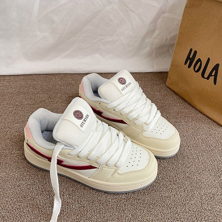 Damen Sneakers mit sportlichem Design und atmungsaktiver Obermaterialkombination Echo Archiv