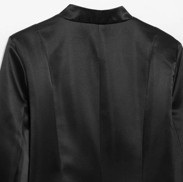 Damen Satinbluse mit Mandarinkragen und dekorativen Knotenverschlüssen Echo Archiv