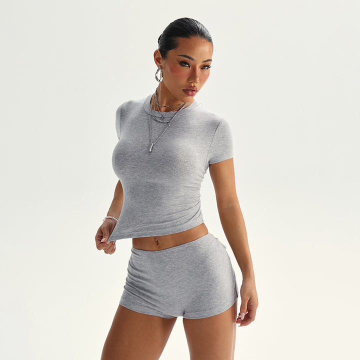 Damen Set aus figurbetontem T-Shirt und Shorts Echo Archiv