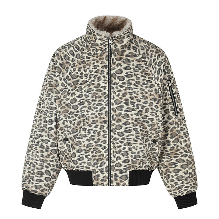 Damen gesteppte Bomberjacke mit Kunstfell-Stehkragen, Allover-Leo-Print und Rippbündchen Echoarchiv