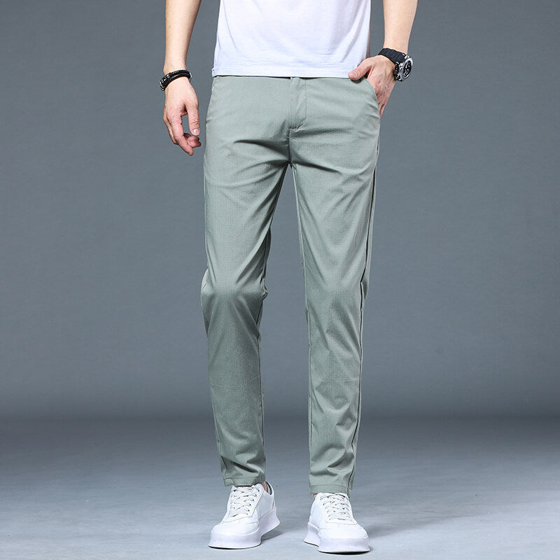 Herren luftige Freizeithosen im modernen Slim-Fit Design Echoarchiv