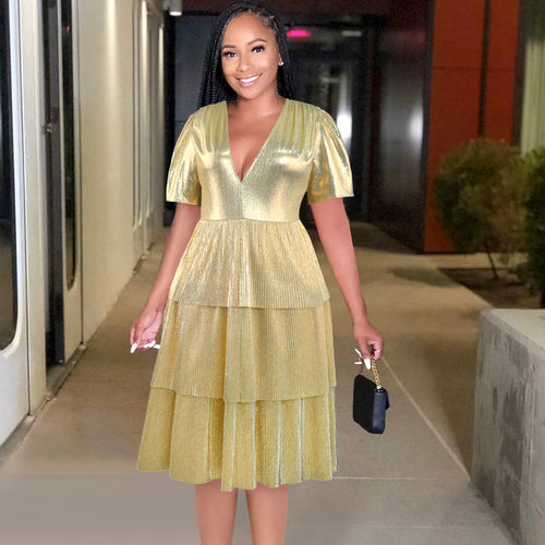 Damen Glänzendes Abendkleid mit voluminösem Rüschendesign Echo Archiv
