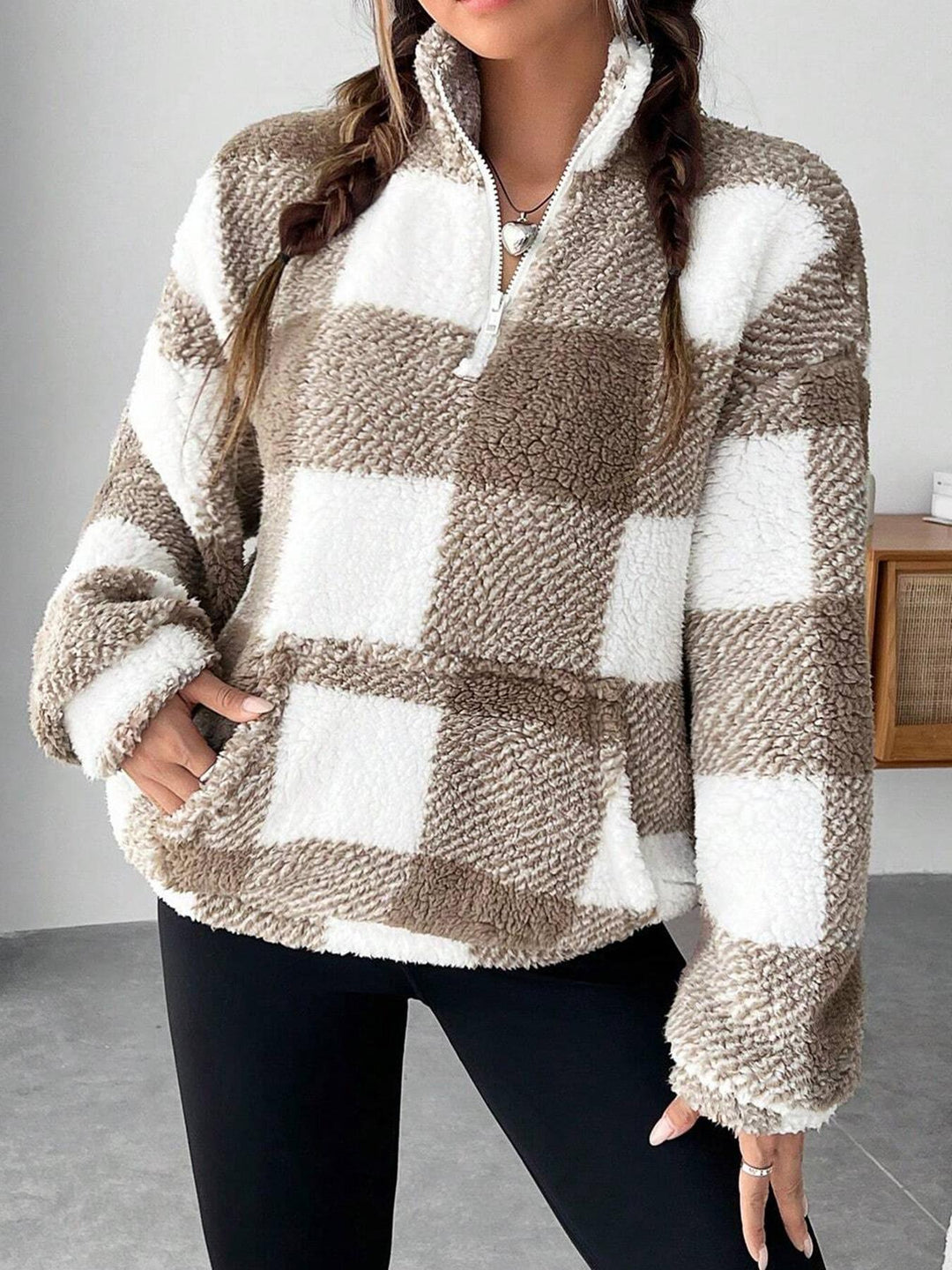 Damen nan kuscheliger Sherpa-Pullover mit Stehkragen, Half-Zip und Kängurutasche Echo Archiv