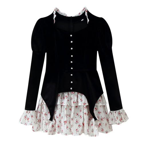 Damen Samt-Cropped-Jacke mit spitzem Schößchen, Perlenknopfleiste und Rüschenärmeln Echo Archiv