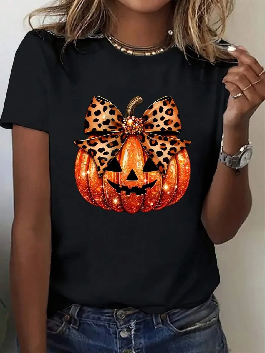 Damen T-Shirt mit stylischem Kürbis-Motiv und aufregendem Animal-Print Echo Archiv