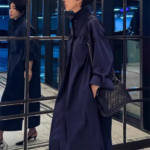 Damen Langes Boxy-Hemdblusenkleid mit hohem Stehkragen und verdeckter Knopfleiste – Valéora