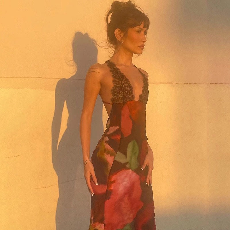 Damen Maxikleid mit raffiniertem Spitzenbesatz und floralen Mustern Echo Archiv