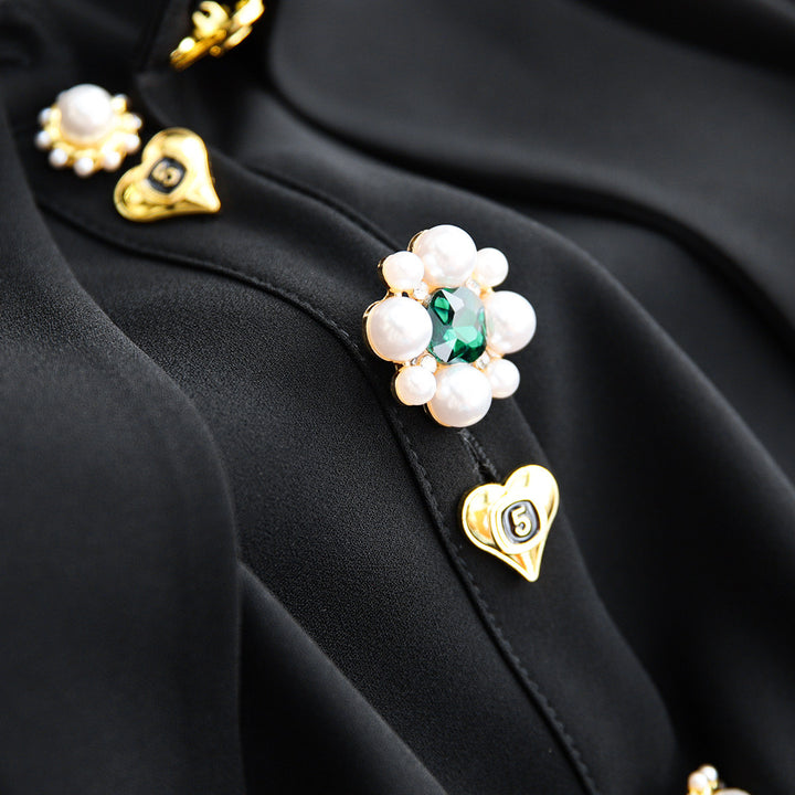 Damen Elegante und raffinierte Bluse mit Schmuckknöpfen Echoarchiv