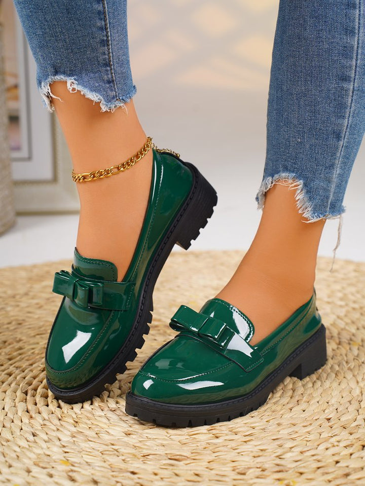 Damen Lack-Loafer mit dekorativem Riemchen und profilierter Gummisohle Echo Archiv