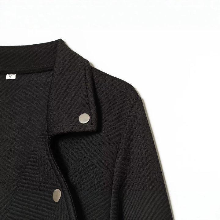 Damen Kurzjacke im Bikerstil mit asymmetrischem Reißverschluss und strukturierter Webstruktur Echo Archiv