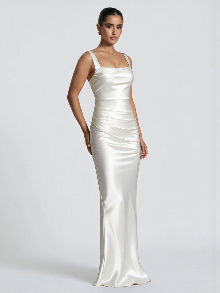 Damen Elegantes Satin-Maxi-Kleid mit figurschmeichelndem Design Echo Archiv