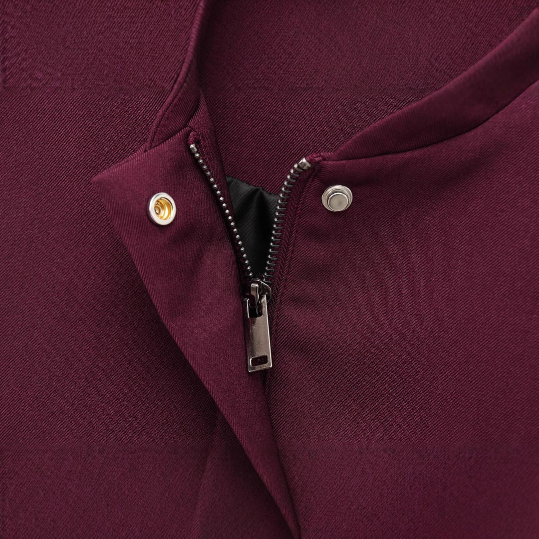 Damen kurze Stehkragen-Blousonjacke mit verdeckter Frontleiste, taillierter Rippbund-Details und dekorativen Paspeltaschen – Célinea