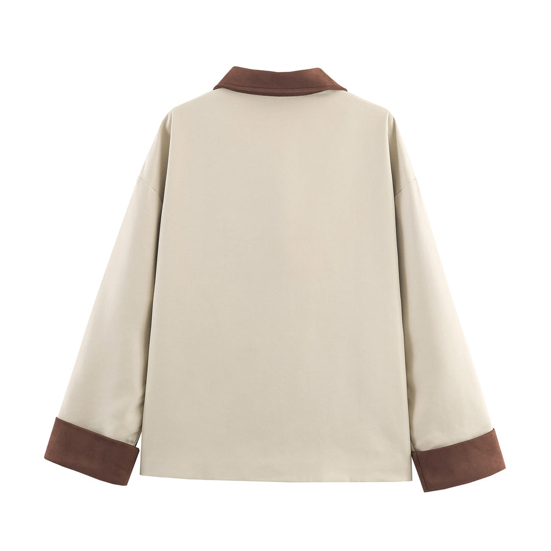 Damen 40+ kurze boxy Übergangsjacke mit kontrastkragen und Pattentaschen Echo Archiv