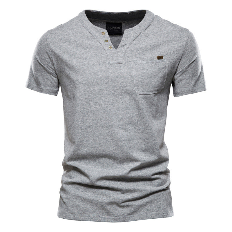 Herren Kurzarm-Shirt mit modernem Henley-Ausschnitt und Brusttasche Echoarchiv