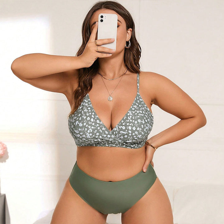 Damen Bikini-Set mit modernem Wickeldesign und hohem Taillenschnitt Echo Archiv