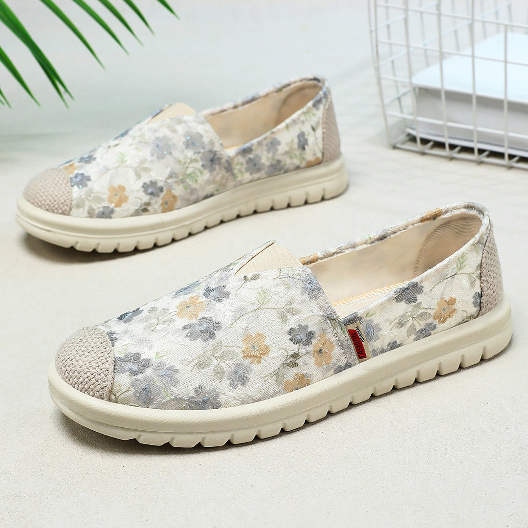 Damen nan floraler Slip-On Freizeit-Slipper mit gestrickter Zehenkappe und stoßdämpfender Leichtsohle Echo Archiv