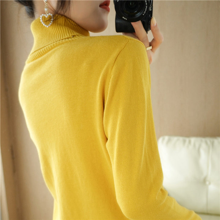 Damen Minimalistischer Feinstrick-Rolli mit hohem Rippkragen und schmaler Passform Echoarchiv