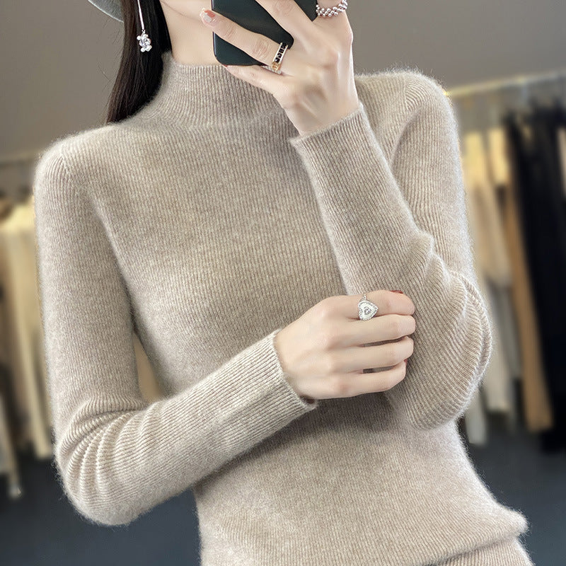 Damen Schlanker Feinstrick-Mockneckpullover aus feinem Angora‑Mix Echoarchiv