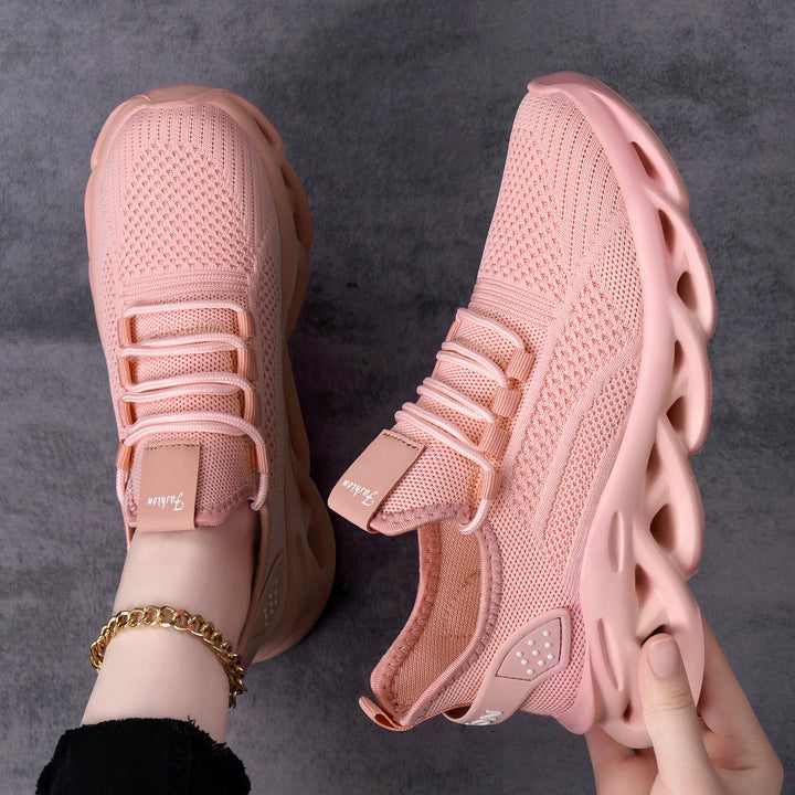 Damen nan atmungsaktive Strick-Fit Laufsneaker mit skulpturaler Luftkanal-Plateausohle Echo Archiv