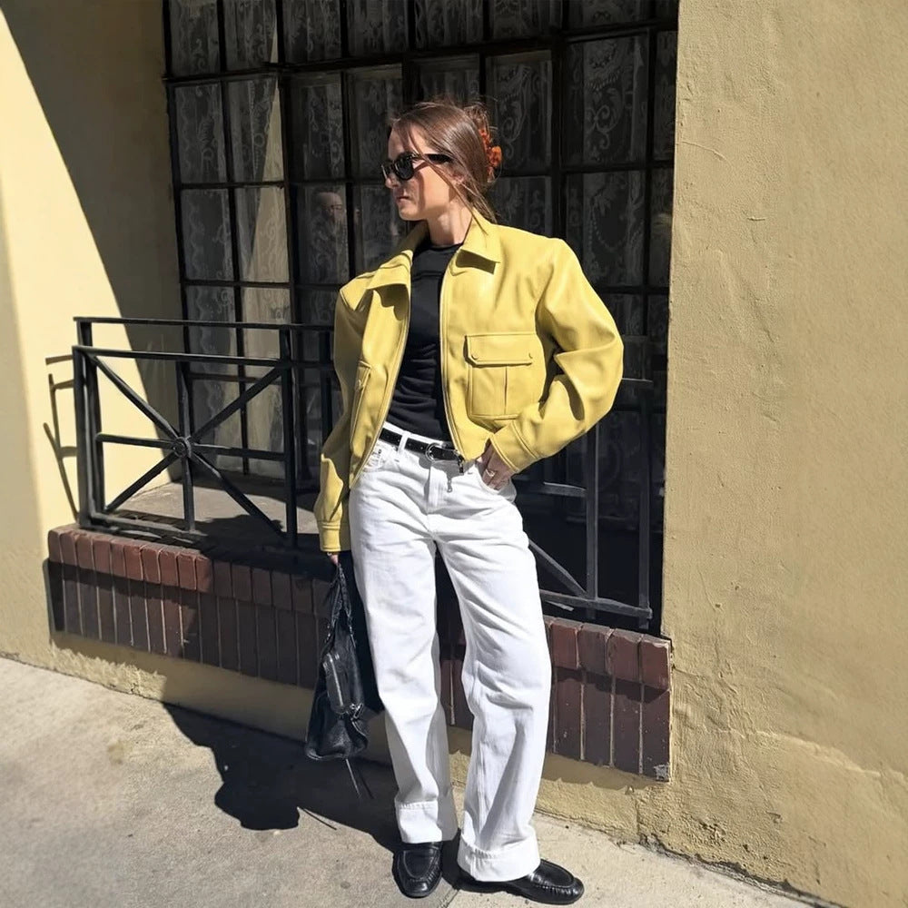 Damen kurze boxy Lederimitat-Jacke mit aufgesetzten Pattentaschen und Reißverschluss Echoarchiv