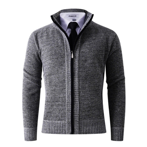 Herren stylische Strickjacke mit hohem Kragen und praktischen Taschen Echoarchiv